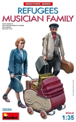 Miniart 38084 Refugees - Musician Family (2 fig. &amp; luggage) 1/35