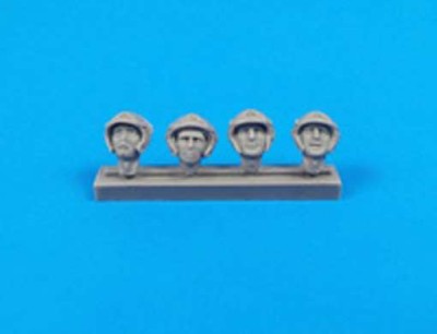 CMK F32320 Universal Mil. Pilot Heads w/ helmets (8 pcs) 1/32