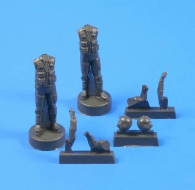 CMK F35202 AH-1 Cobra Pilots (2fig) 1/35