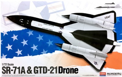 Academy 12540 SR-71A &amp; GTD-21 Drone 1/72