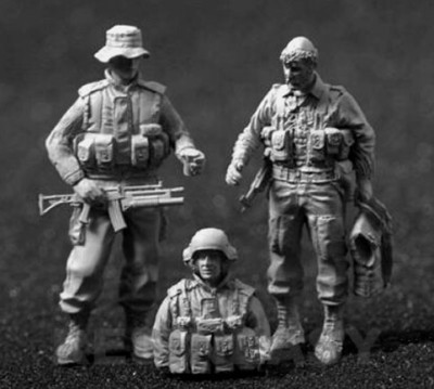Condor F-350263 Солдаты армии Израиля, 2 фигуры + бюст танкиста, 1980 - 2010 гг. 1:35