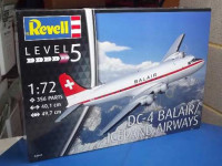 Revell 04947 Пассажирский самолёт DC-4 авиакомпании Balair 1/72