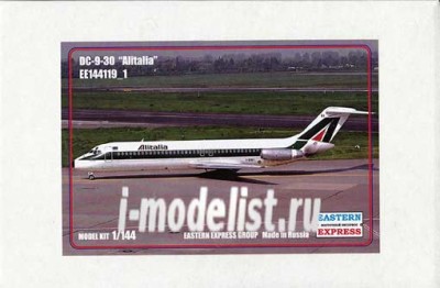 Восточный Экспресс 144119-1 Авиалайнер DC-9-30 Alitalia ( Limited Edition ) 1/144