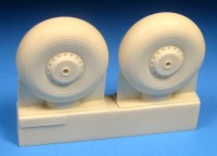 Barracuda Studios BCR72414 Avro Lancaster Mainwheels - Smooth Tire 1/72