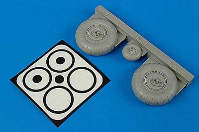 Aires 2086 Junkers Ju 88A-1 wheels &amp; paint masks 1/32